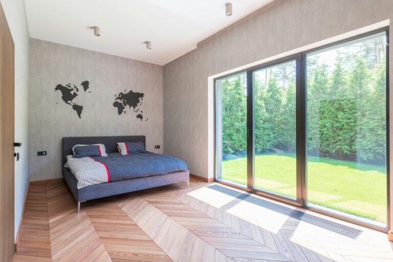 DIY: een schuifdeur plaatsen in je interieur